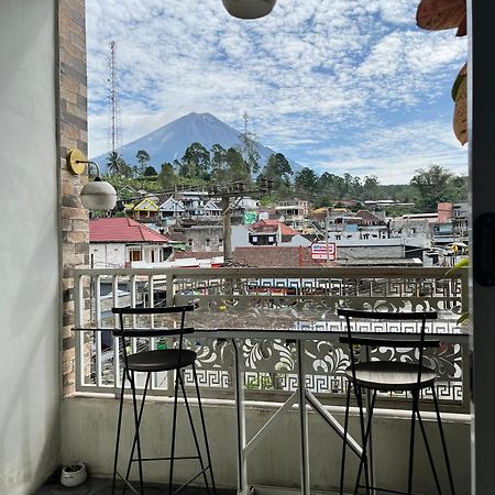 Java Hostel Tumpak Sewu Sidomukti Экстерьер фото