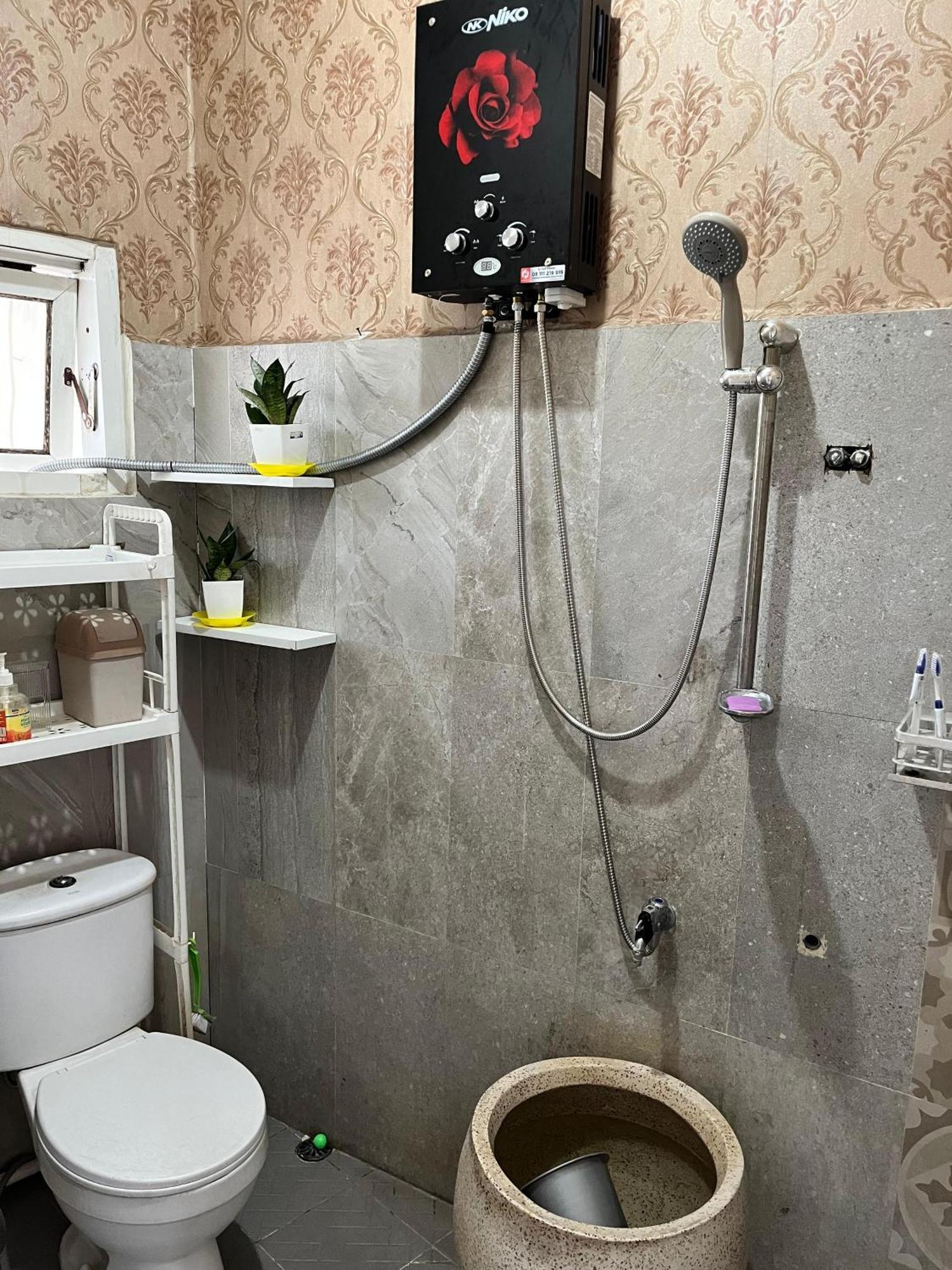 Java Hostel Tumpak Sewu Sidomukti Экстерьер фото